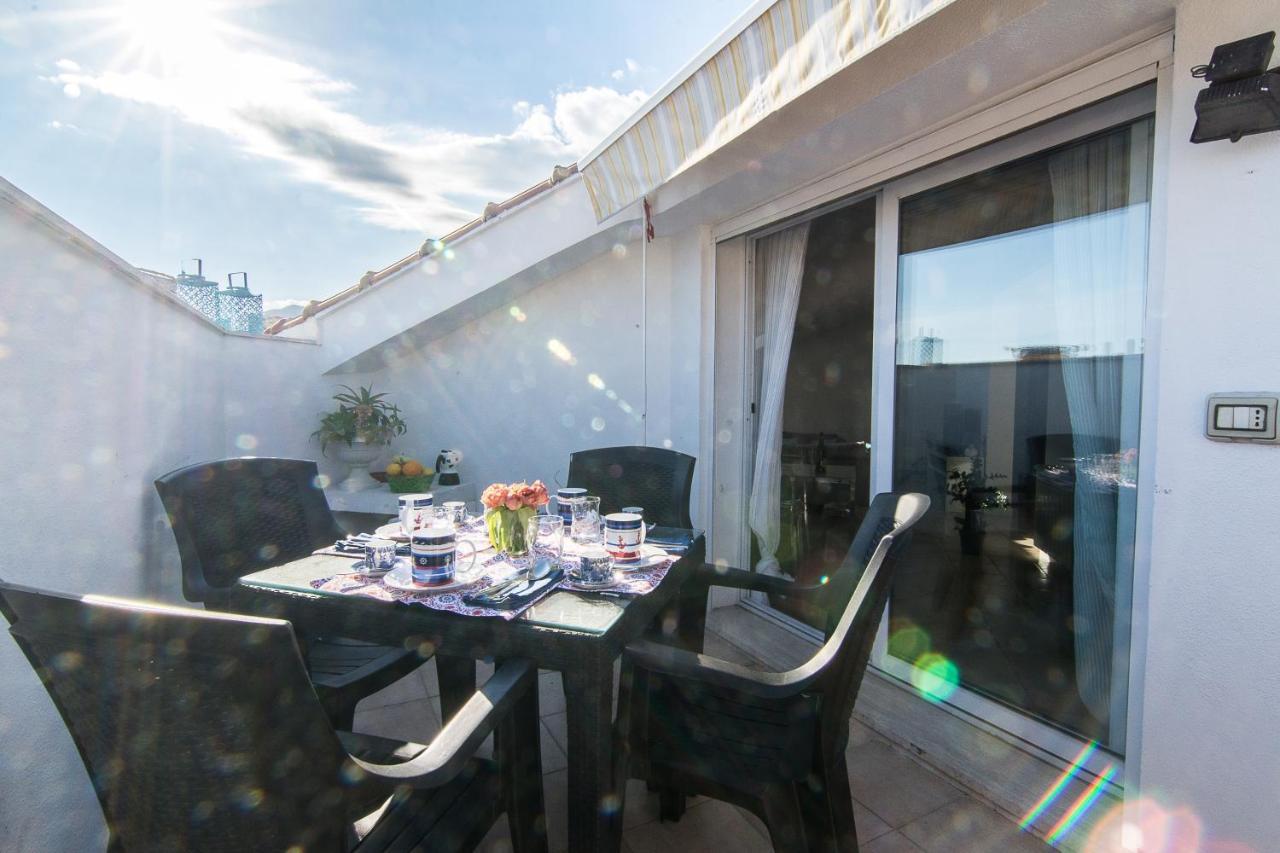 Penthouse Three Bedrooms 圣雷默 外观 照片